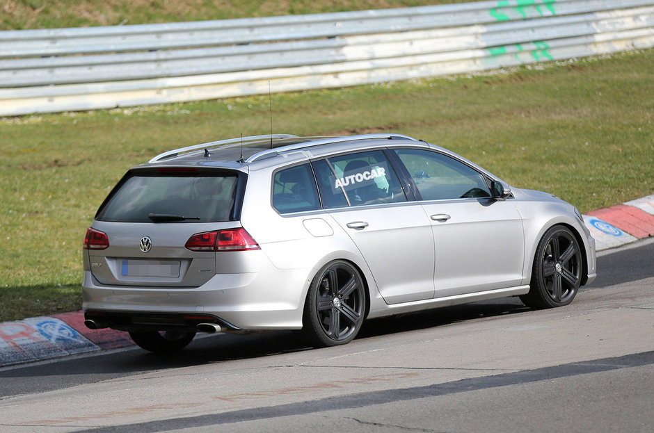 VW Golf R Estate - Noi Poze Spion