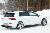 VW Golf R-poze spion