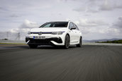 VW Golf R Variant - Galerie foto