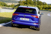 VW Golf R Variant - Galerie foto