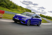 VW Golf R Variant - Galerie foto