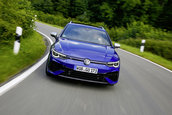 VW Golf R Variant - Galerie foto