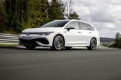 VW Golf R Variant - Galerie foto