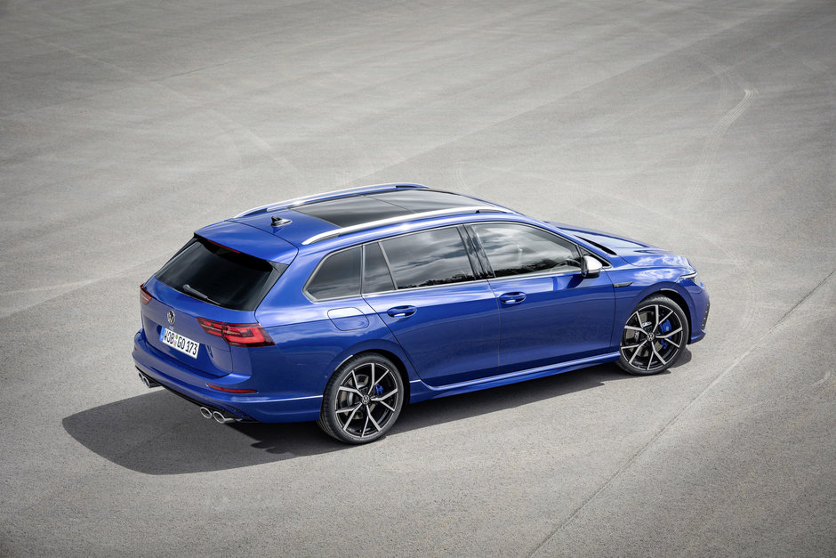 VW Golf R Variant - Galerie foto