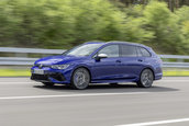 VW Golf R Variant - Galerie foto