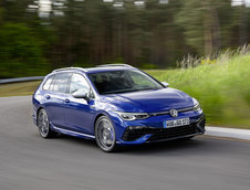 VW Golf R Variant - Galerie foto