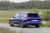 VW Golf R Variant - Galerie foto