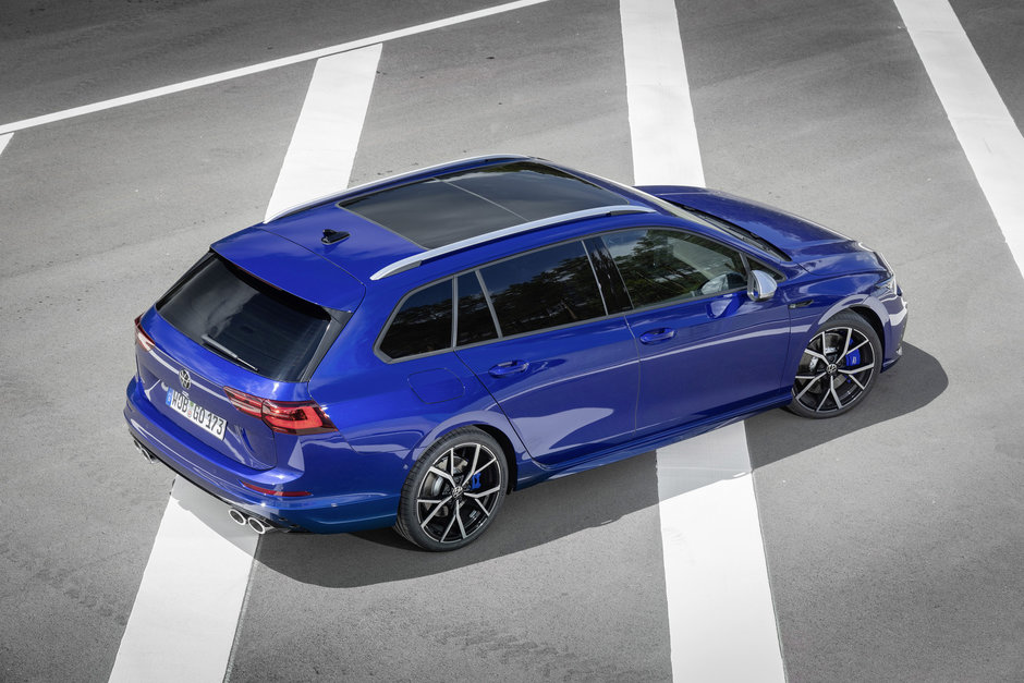 VW Golf R Variant - Galerie foto