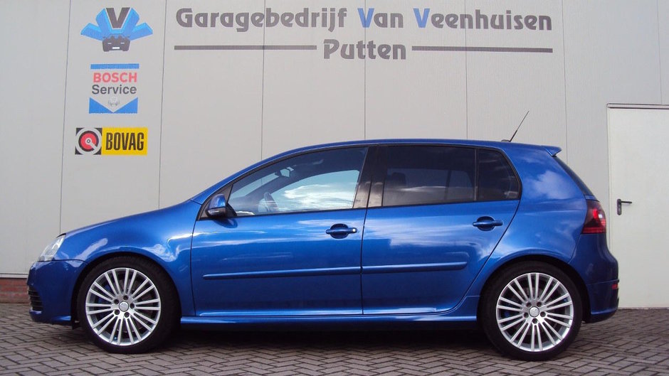 VW Golf R32 de 501 CP, de vanzare