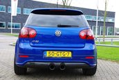 VW Golf R32 de 547 CP