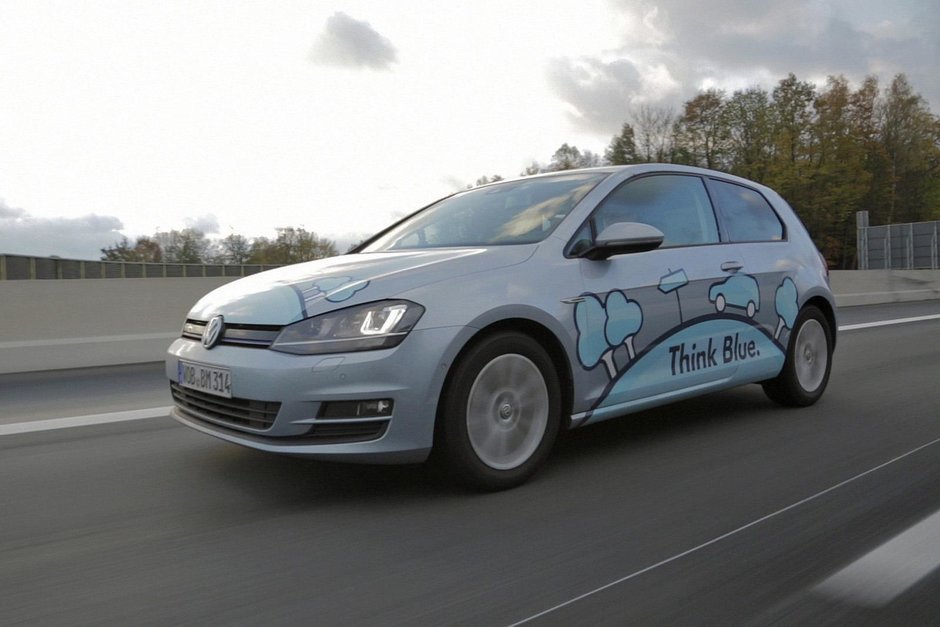 VW Golf TDI BlueMotion - Think Blue. Eco Ride.