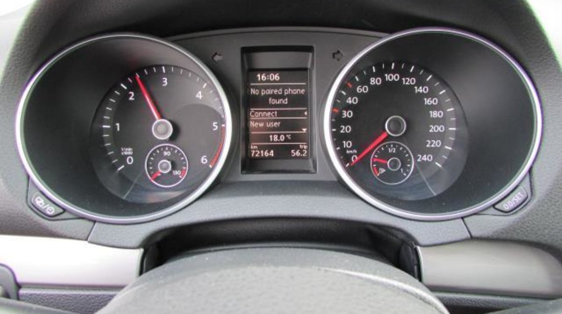 VW Golf VI Drive 1.6 TDI 105 CP 2012