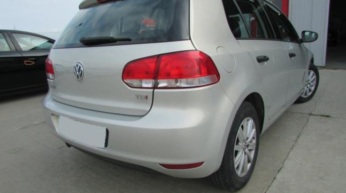 VW Golf VI Drive 1.6 TDI 105 CP 2012