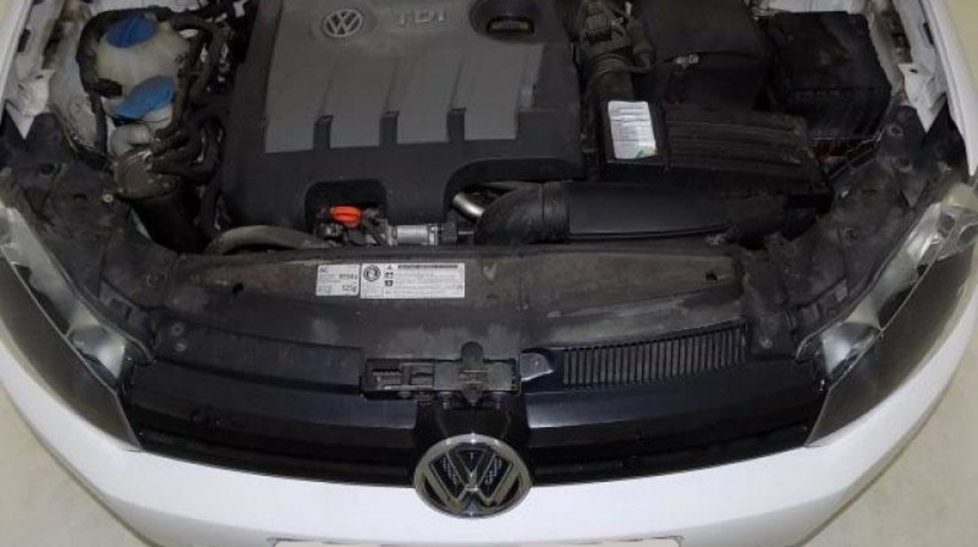 VW Golf VI Drive 1.6 TDI 90 CP 2012