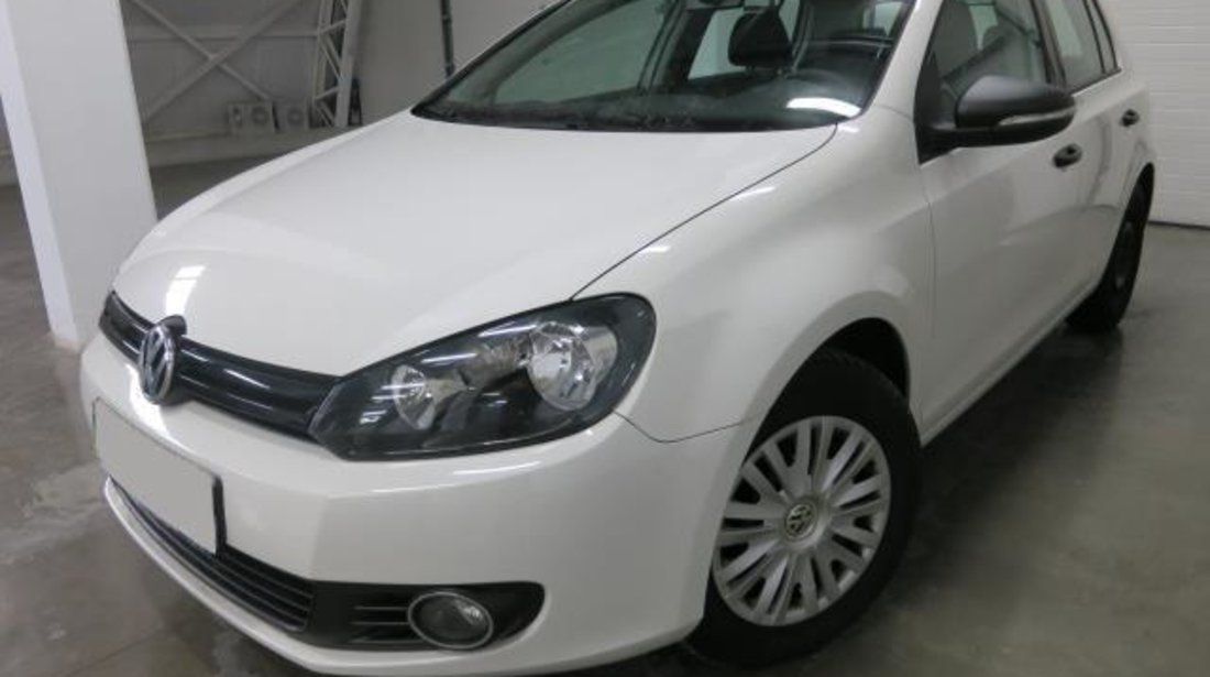 VW Golf VI Trendline Special Edition 1.6 TDI DPF 105 CP 2012