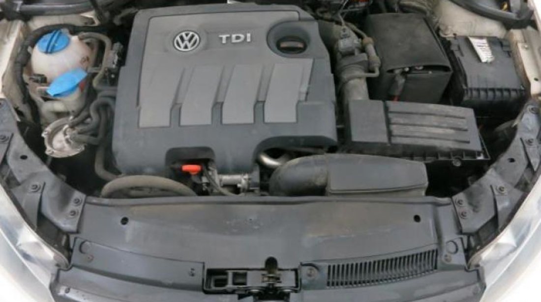 VW Golf VI Variant 1.6 TDI 105 CP 2012