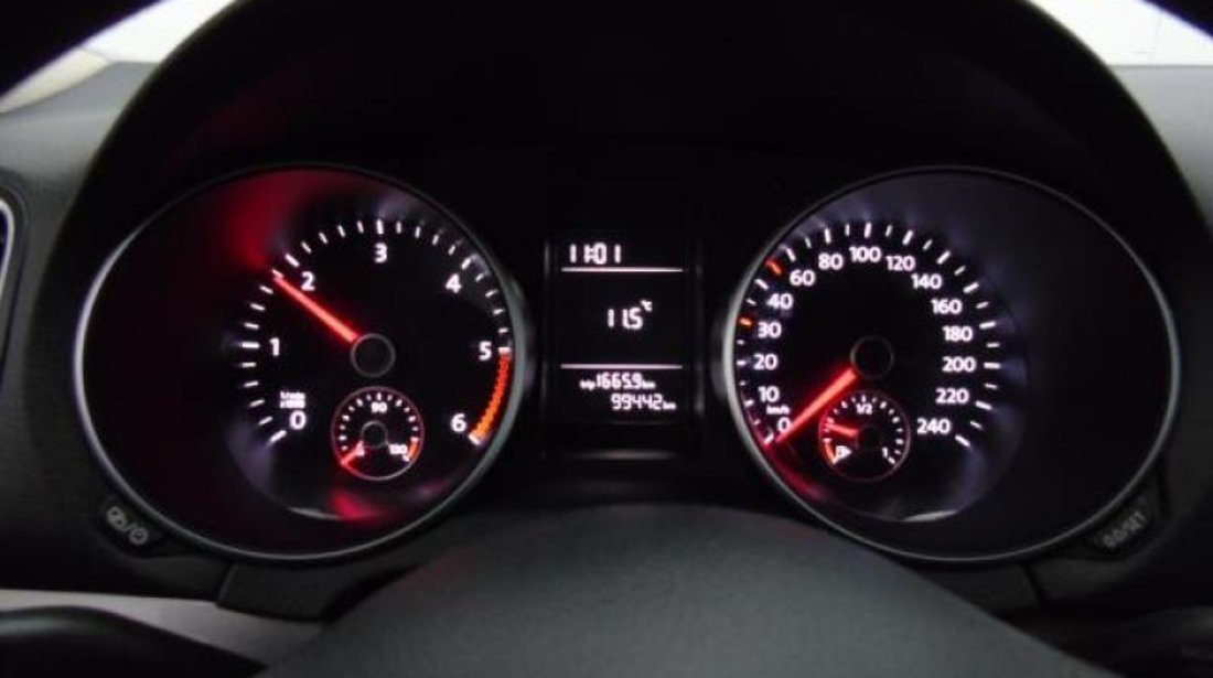 VW Golf VI Variant 1.6 TDI Trendline 90 CP 2013