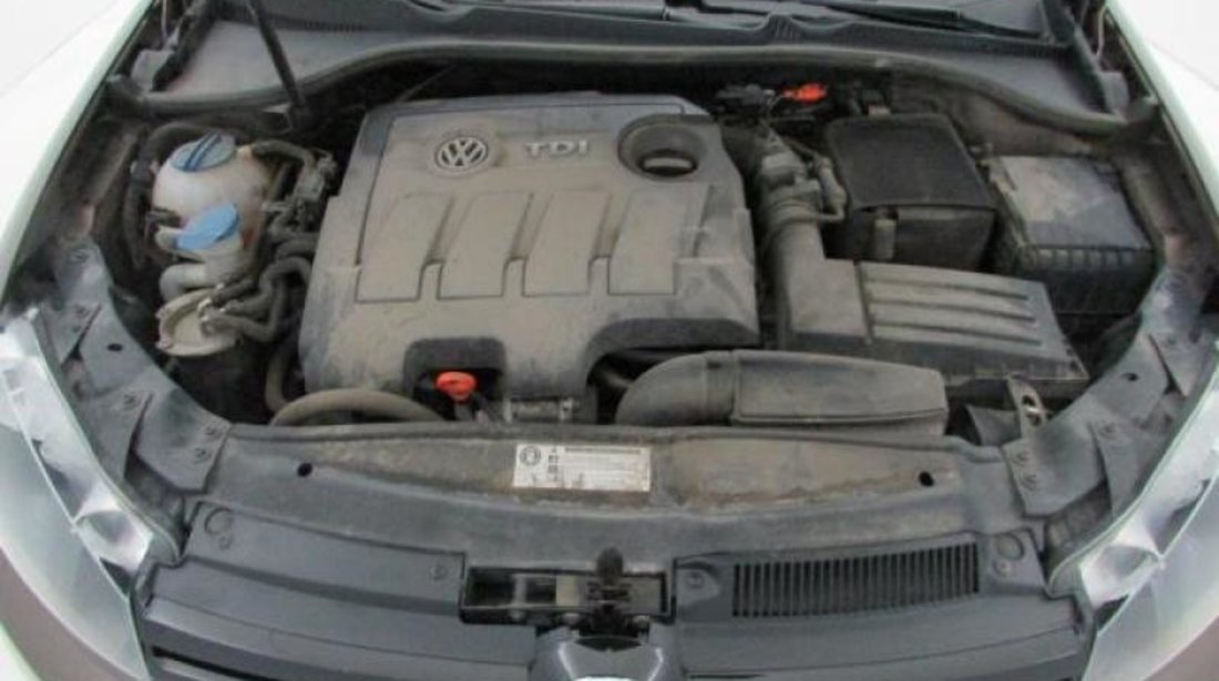VW Golf VI Variant 1.6 TDI Trendline 90 CP 2013