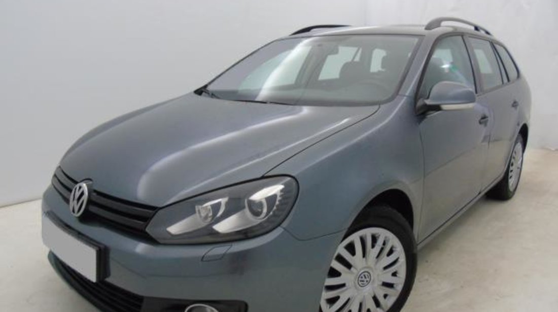 VW Golf VI Variant Trendline 1.6 TDI DPF 105 CP M5 2011