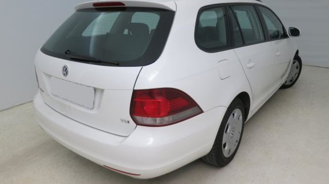 VW Golf VI Variant Trendline Edition 1.6 TDI DPF 105 CP M5 2013