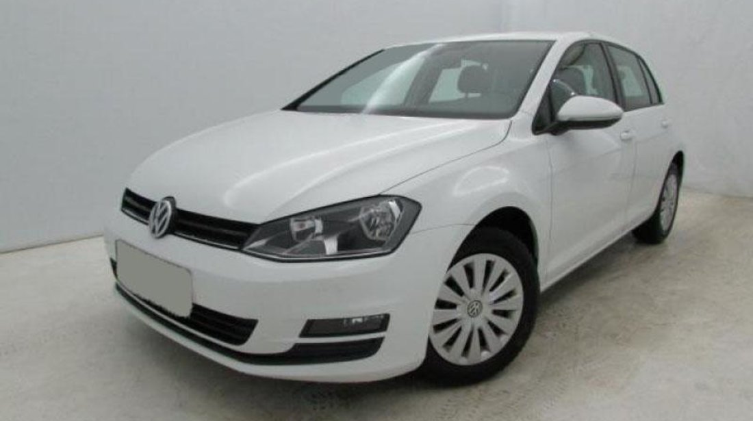 VW Golf VII 1.6 TDI BlueMotion Technology Trendline 90 CP Start/Stop 2013