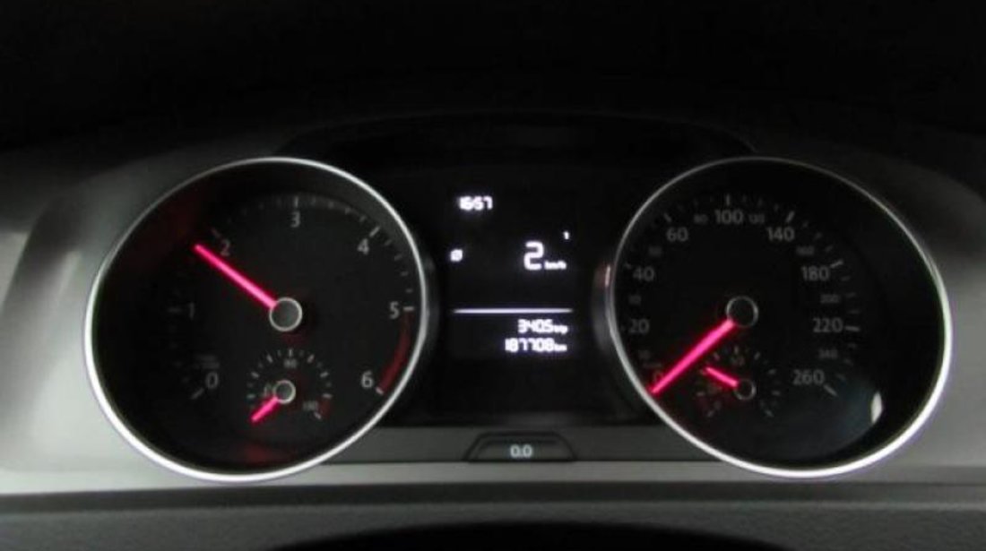 VW Golf VII 1.6 TDI BlueMotion Technology Trendline 90 CP Start/Stop 2013