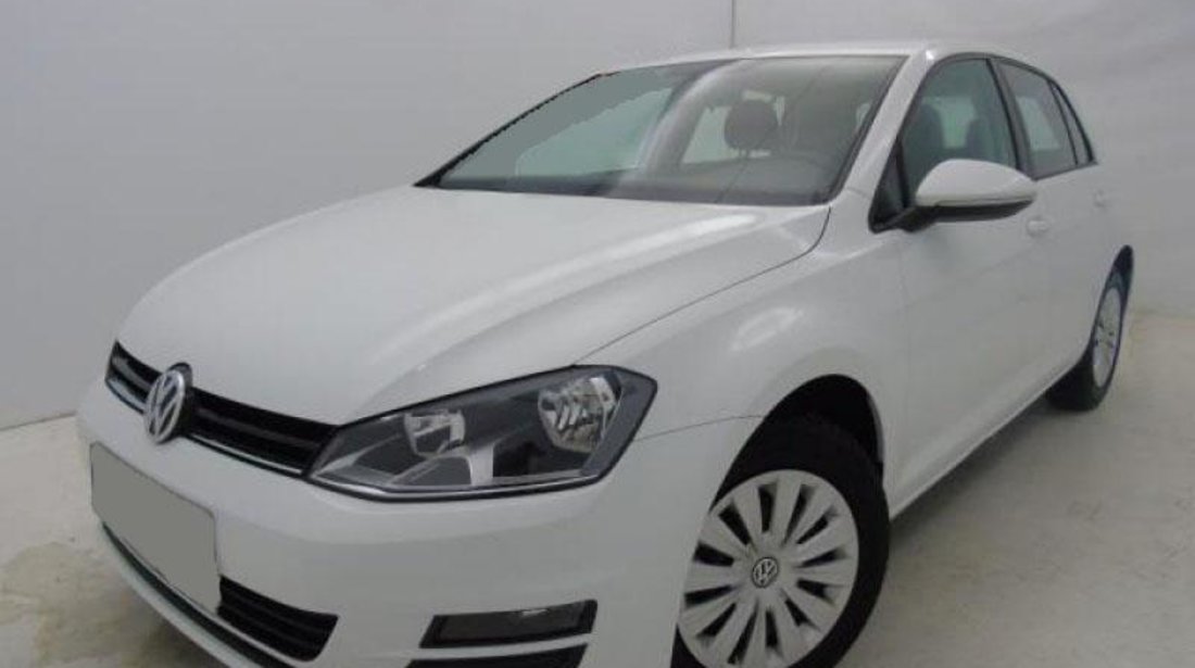 VW Golf VII 1.6 TDI BlueMotion Technology Trendline 90 CP Start/Stop 2013