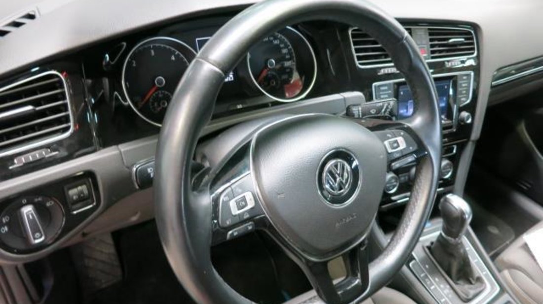 VW Golf VII Highline 2.0 TDI DPF BlueMotion Tehnology 150 CP DSG 6+1 Start&Stop 2013