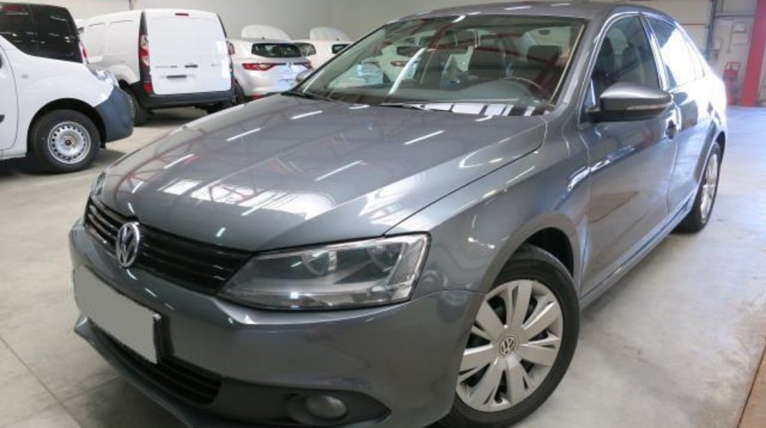 VW Jetta 1.6 TDI 105 CP Trendline 2013