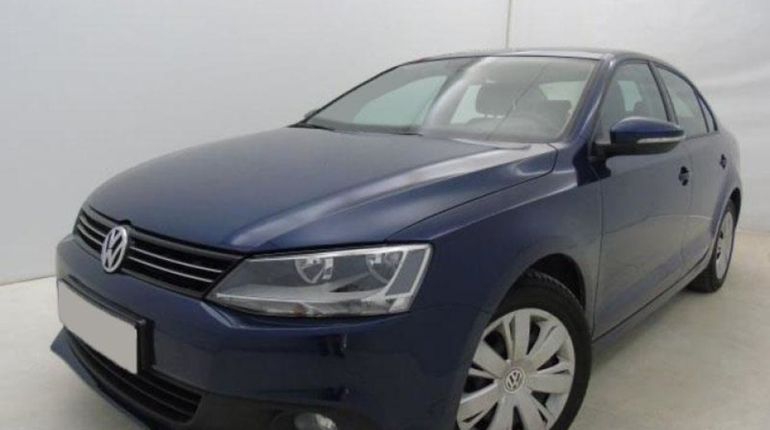 VW Jetta 1.6 TDI Comfortline 105 CP 2012