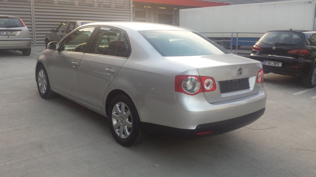 VW Jetta berlina 2007