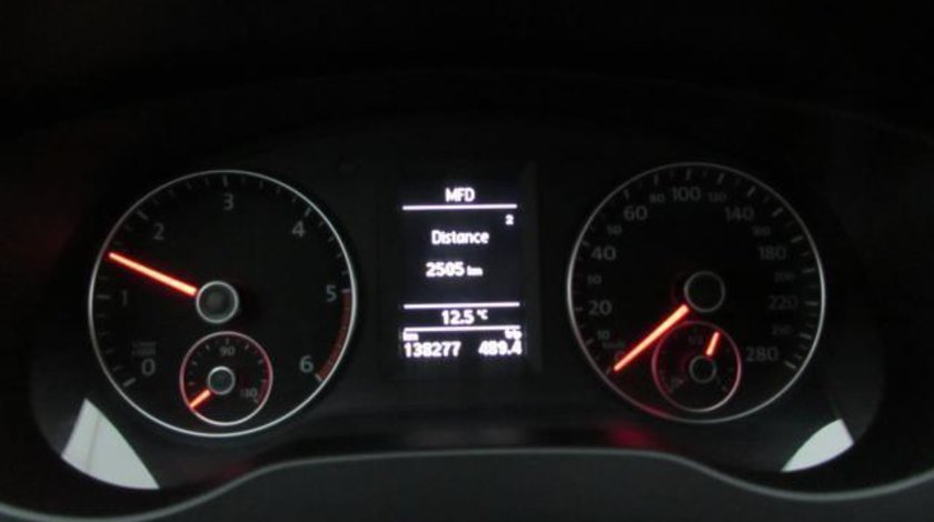 VW Jetta CL 1.6 TDI 105 CP M6 2012