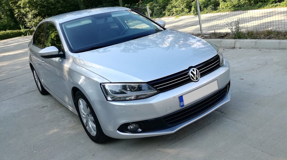 VW Jetta FULL 2012