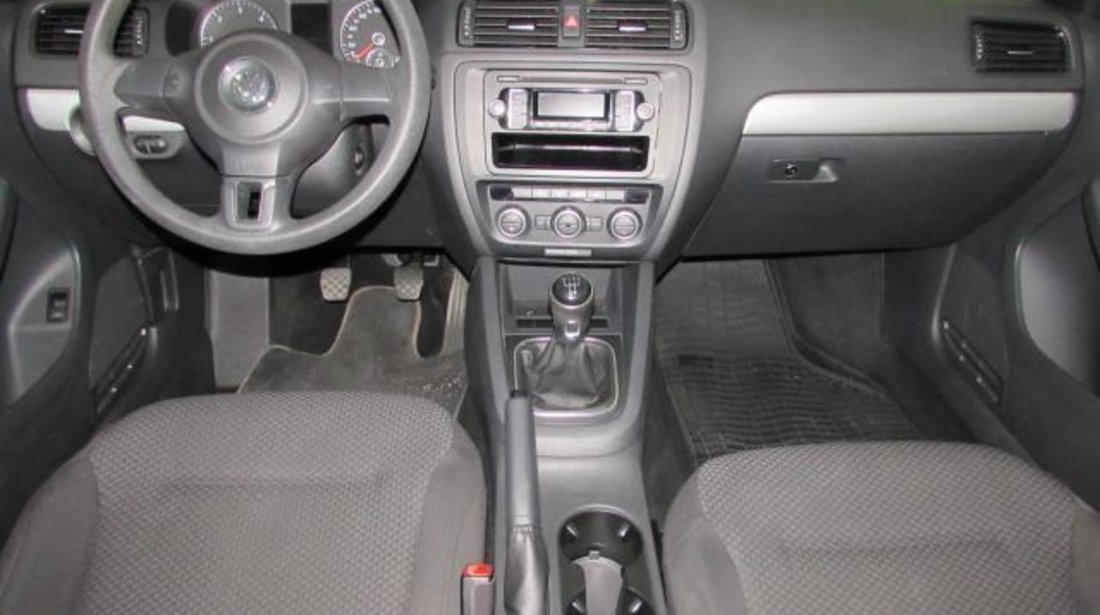 VW Jetta TL 1.6 TDI 105 CP 2012