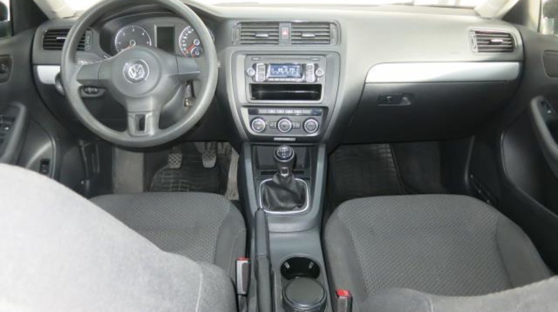 VW Jetta TL 1.6 TDI 105 CP 2012