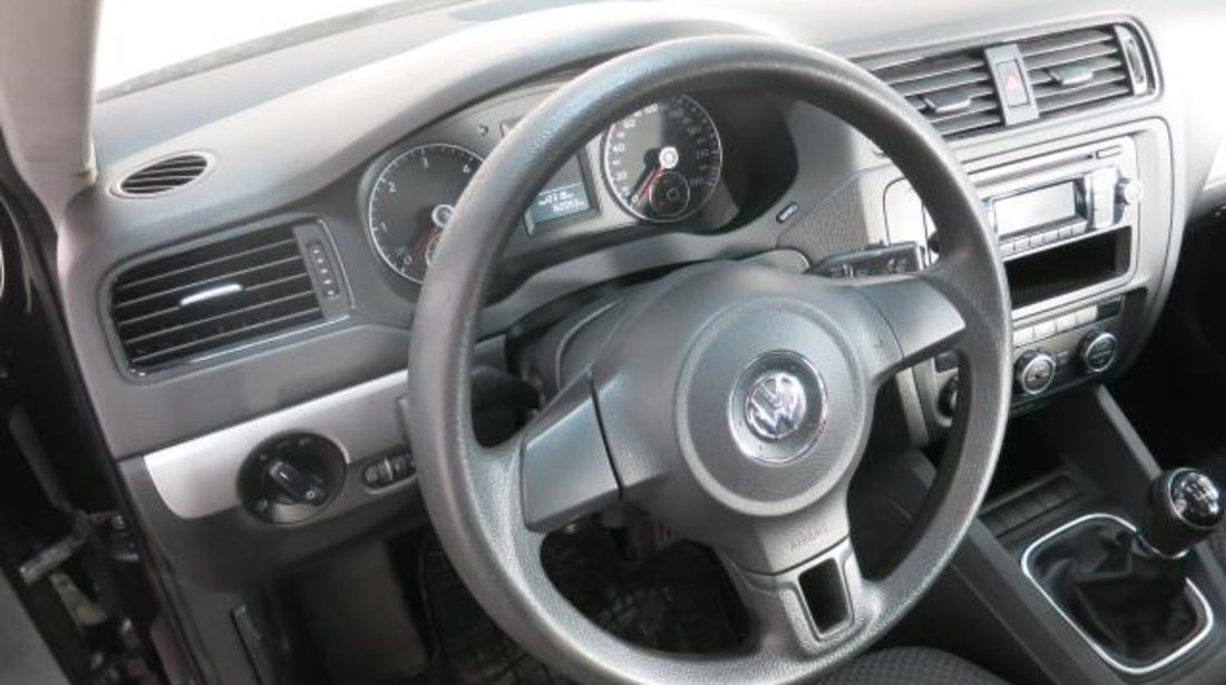 VW Jetta TL 1.6 TDI 105 CP 2012