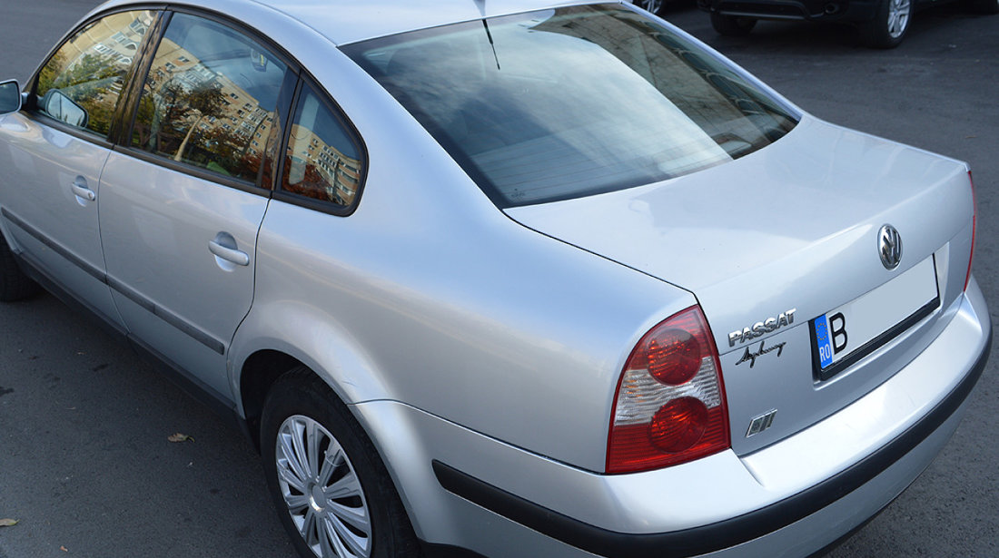 VW Passat 1.6 benzina 2001