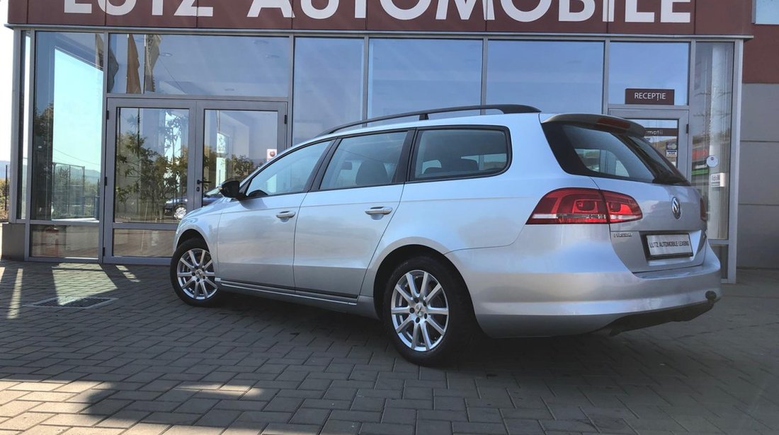 VW Passat 1.6 Trendline 2012