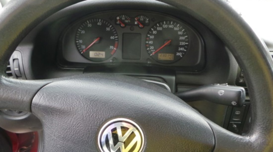 VW Passat 1.6i Clima 1999