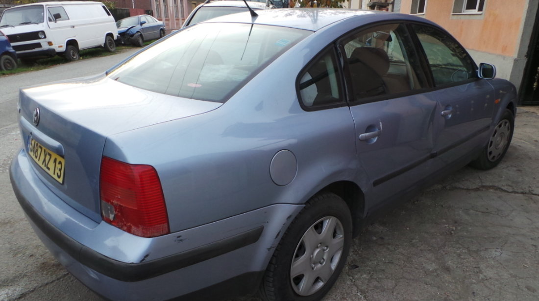 VW Passat 1.6i Clima 1999