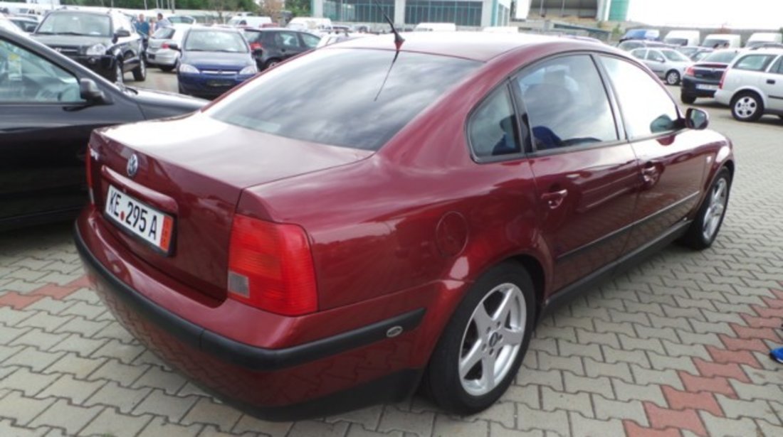 VW Passat 1.6i Clima 1999