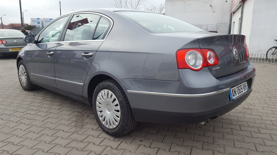 VW Passat 1.9 TDI 105 CP 5+1 VITEZE LIMUSINE 2006