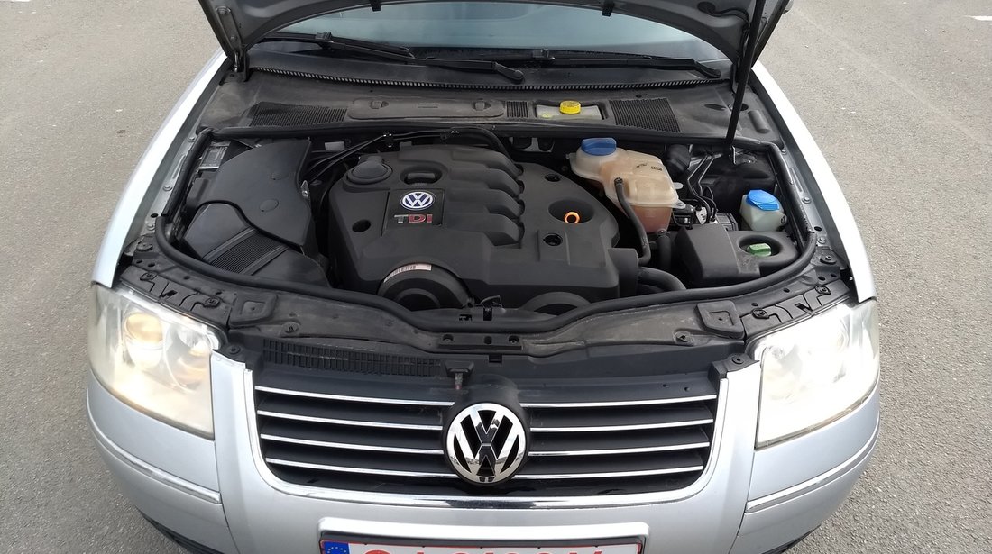 VW Passat 1.9 TDI - 131CP Highline 2003