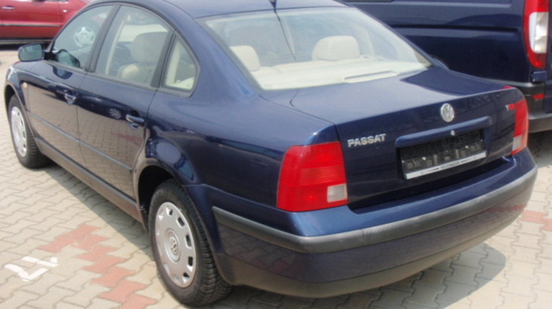 VW Passat -1.9 TDi Climatronic 2000