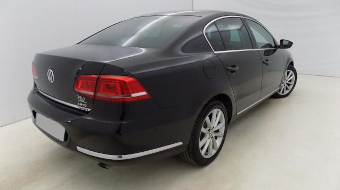 VW Passat 2.0 TDI 177 CP Highline BMT 4Motion DSG 6+1 Start&Stop 2013