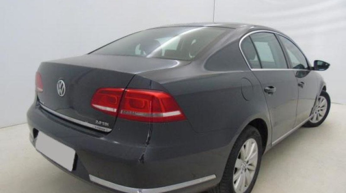 VW Passat 2.0 TDI DSG 6+1 BlueMotion Technology Comfortline 140 CP Start/Stop 2013