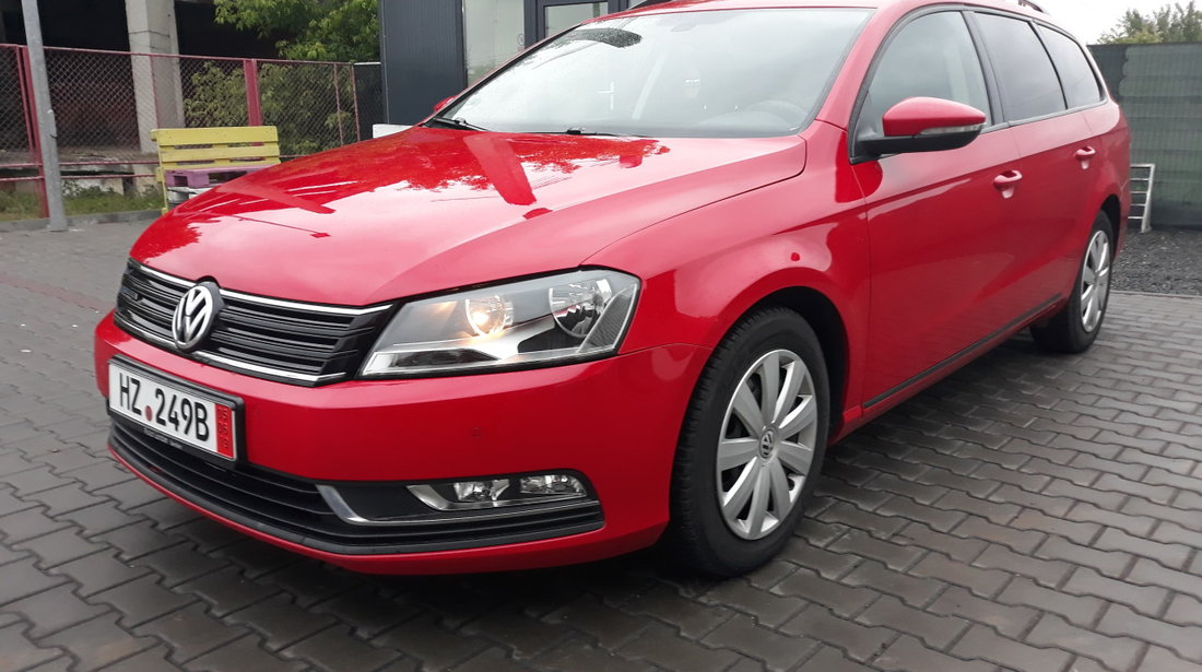 VW Passat B7 1.6Tdi 105Cp.Euro5.Klimatronic.Navigatie. 2012