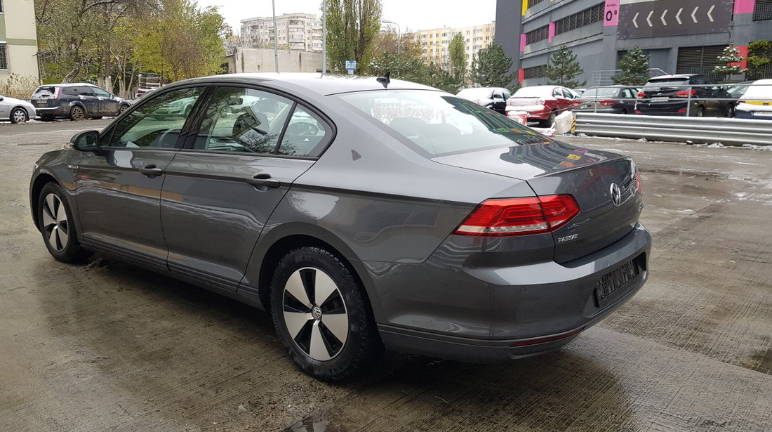 VW Passat B8 2016