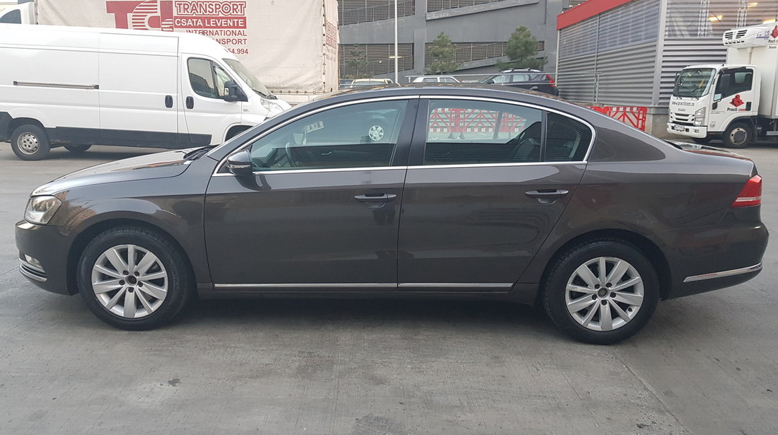 VW Passat blue motion 2013