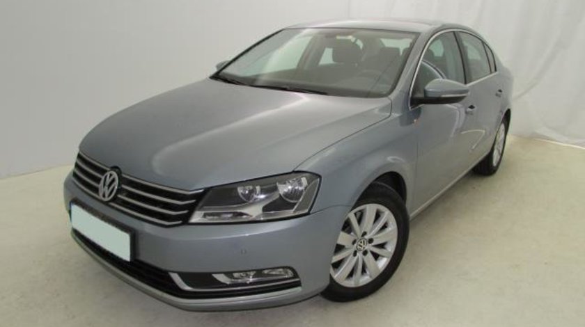 VW Passat Comfortline BlueMotion 2.0 TDI 140 CP M6 Start&Stop 2012